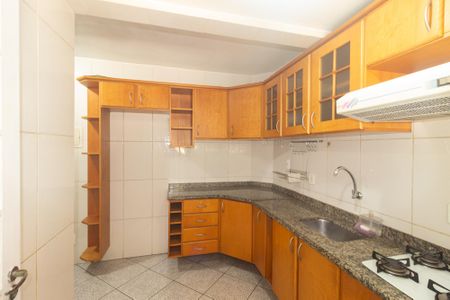 Apartamento para alugar com 64m², 2 quartos e 1 vaga Apartamento para alugar com 64m², 2 quartos e 1 vagaCozinha e Área de Serviço