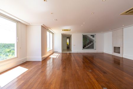 Casa à venda com 4 quartos, 1000m² em Cidade Jardim, São Paulo