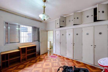 Casa à venda com 700m², 6 quartos e sem vaga Casa à venda com 700m², 6 quartos e sem vagaQuarto 1