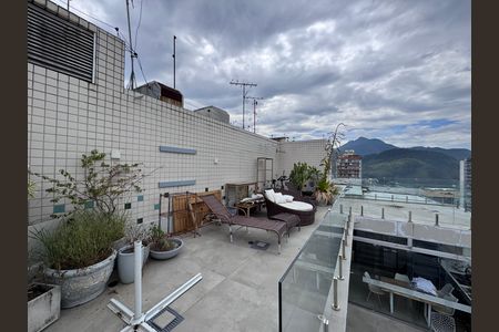 Apartamento à venda com 150m², 3 quartos e 2 vagas Apartamento à venda com 150m², 3 quartos e 2 vagasTerraço (Terceiro Andar)