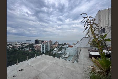 Apartamento à venda com 150m², 3 quartos e 2 vagas Apartamento à venda com 150m², 3 quartos e 2 vagasTerraço (Terceiro Andar)