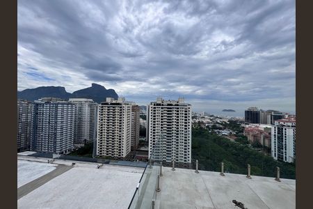 Apartamento à venda com 150m², 3 quartos e 2 vagas Apartamento à venda com 150m², 3 quartos e 2 vagasTerraço (Terceiro Andar)