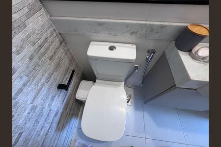 Apartamento à venda com 150m², 3 quartos e 2 vagas Apartamento à venda com 150m², 3 quartos e 2 vagasSuíte - Banheiro