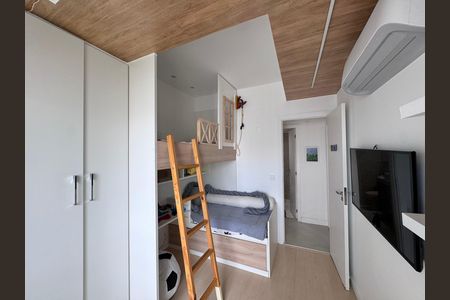 Apartamento à venda com 150m², 3 quartos e 2 vagas Apartamento à venda com 150m², 3 quartos e 2 vagasQuarto