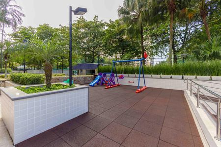 Apartamento à venda com 150m², 3 quartos e 2 vagas Apartamento à venda com 150m², 3 quartos e 2 vagasÁrea comum