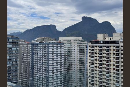Apartamento à venda com 150m², 3 quartos e 2 vagas Apartamento à venda com 150m², 3 quartos e 2 vagasTerraço (Terceiro Andar)