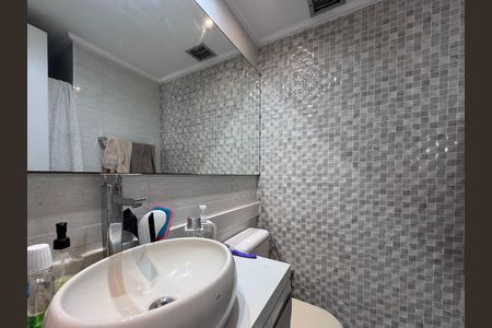 Apartamento à venda com 150m², 3 quartos e 2 vagas Apartamento à venda com 150m², 3 quartos e 2 vagasBanheiro Social