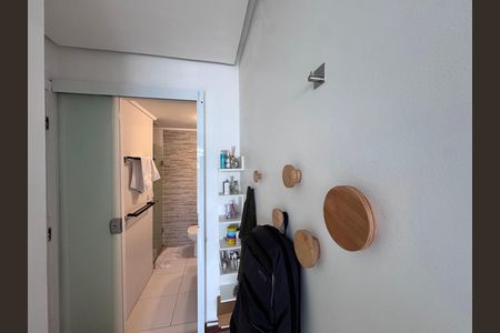Apartamento à venda com 150m², 3 quartos e 2 vagas Apartamento à venda com 150m², 3 quartos e 2 vagasSuíte