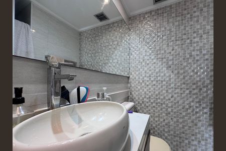 Apartamento à venda com 150m², 3 quartos e 2 vagas Apartamento à venda com 150m², 3 quartos e 2 vagasBanheiro Social