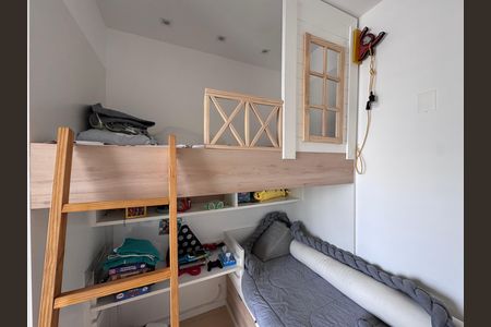 Apartamento à venda com 150m², 3 quartos e 2 vagas Apartamento à venda com 150m², 3 quartos e 2 vagasQuarto