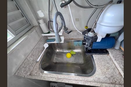 Apartamento à venda com 150m², 3 quartos e 2 vagas Apartamento à venda com 150m², 3 quartos e 2 vagasCozinha e Área de Serviço