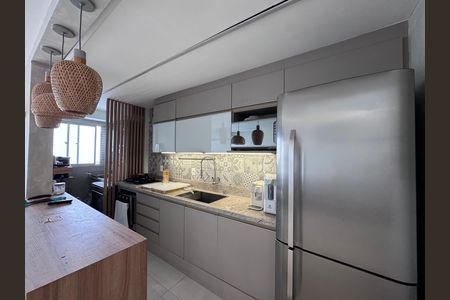 Apartamento à venda com 150m², 3 quartos e 2 vagas Apartamento à venda com 150m², 3 quartos e 2 vagasCozinha e Área de Serviço