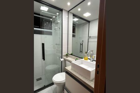 Banheiro Corredor de apartamento à venda com 2 quartos, 40m² em Morro Santana, Porto Alegre