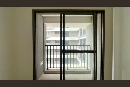 Sacada de kitnet/studio para alugar com 1 quarto, 27m² em Pinheiros, São Paulo