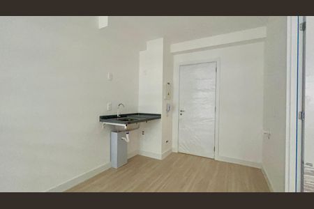 Sala de kitnet/studio para alugar com 1 quarto, 27m² em Pinheiros, São Paulo