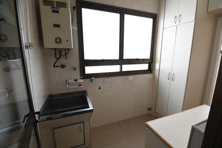Apartamento para alugar com 137m², 3 quartos e 2 vagasÁrea de Serviço