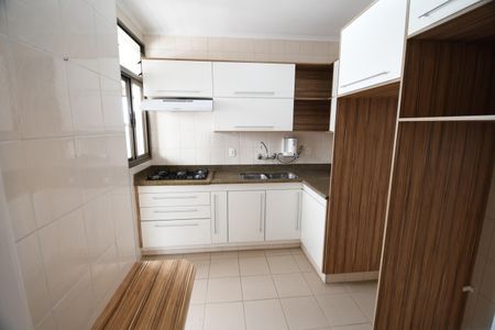 Apartamento para alugar com 137m², 3 quartos e 2 vagasCozinha