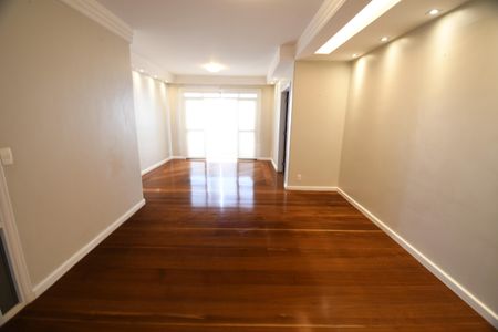 Apartamento para alugar com 137m², 3 quartos e 2 vagasSala