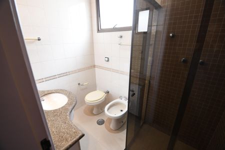 Apartamento para alugar com 137m², 3 quartos e 2 vagasBanheiro Social