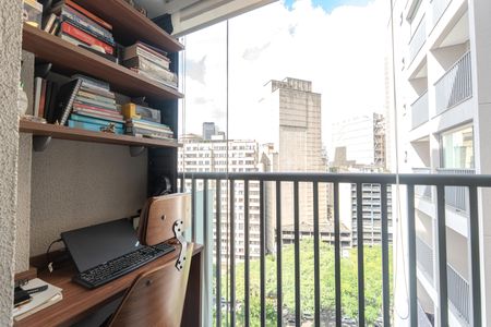 Apartamento à venda com 29m², 1 quarto e sem vagaSacada