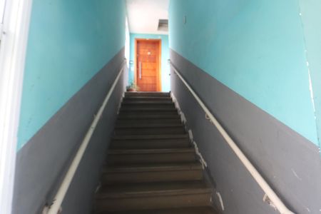 Apartamento à venda com 41m², 2 quartos e 1 vagaEscada