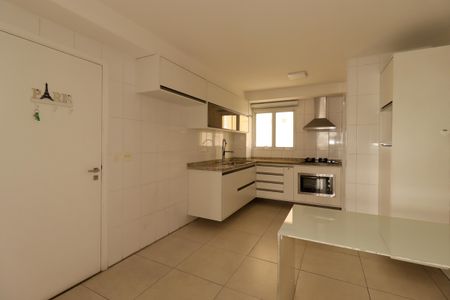 Apartamento à venda com 128m², 3 quartos e 2 vagasCozinha