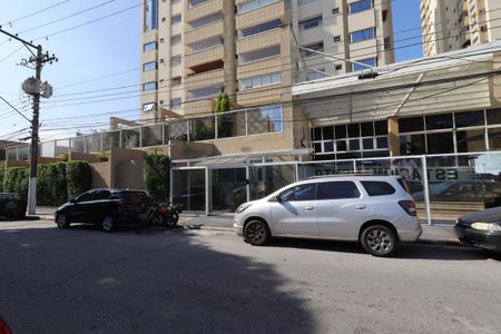 Apartamento à venda com 128m², 3 quartos e 2 vagasFachada