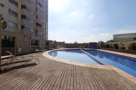 Apartamento à venda com 128m², 3 quartos e 2 vagasÁrea Comum - Piscina