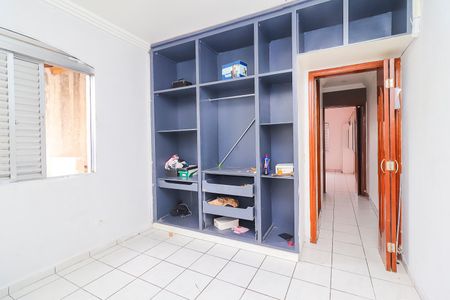 Casa à venda com 130m², 3 quartos e 2 vagasQuarto 2