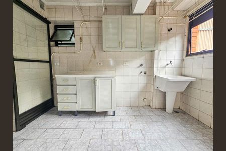 Apartamento à venda com 103m², 3 quartos e 1 vagaÁrea de Serviço