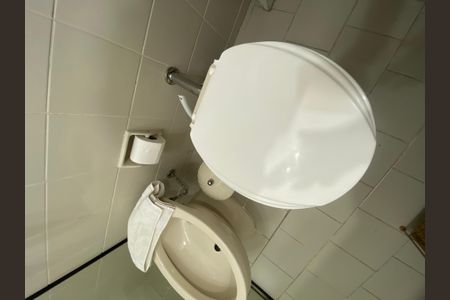 Apartamento para alugar com 103m², 2 quartos e 1 vagaBanheiro da suíte