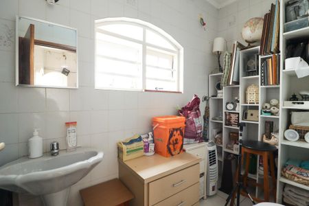 Casa à venda com 705m², 4 quartos e 6 vagasEdicula