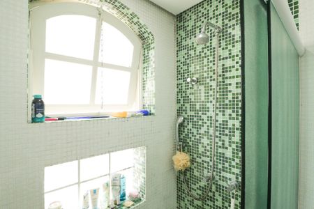 Casa à venda com 705m², 4 quartos e 6 vagasBanheiro Social