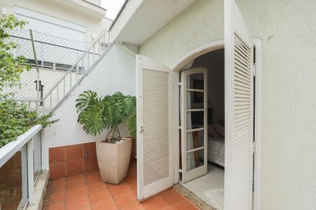 Casa à venda com 705m², 4 quartos e 6 vagasVaranda