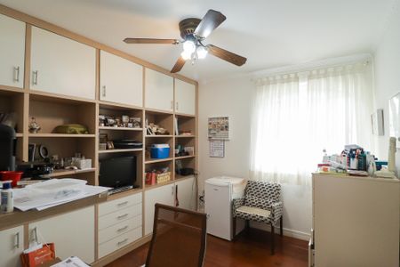 Casa à venda com 705m², 4 quartos e 6 vagasQuarto 2