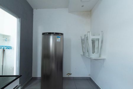 Sala / Cozinha de kitnet/studio para alugar com 1 quarto, 25m² em Jd. Copaiba Éden, Sorocaba