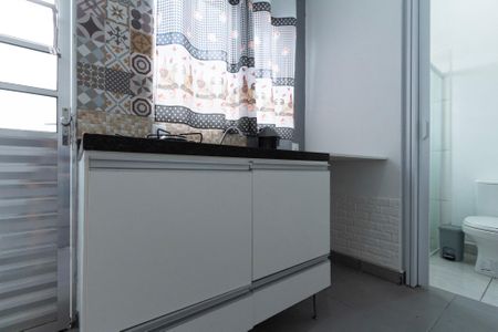 Studio para alugar com 25m², 1 quarto e sem vaga Studio para alugar com 25m², 1 quarto e sem vagaSala / Cozinha