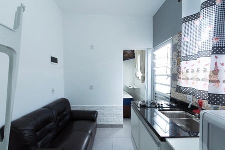 Sala / Cozinha de kitnet/studio para alugar com 1 quarto, 25m² em Jd. Copaiba Éden, Sorocaba