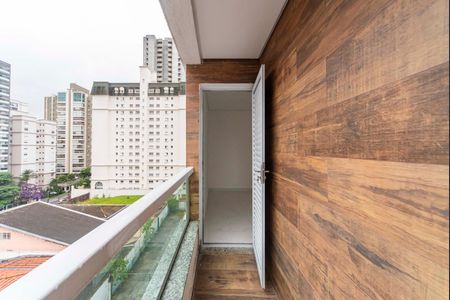 Apartamento à venda com 120m², 2 quartos e 2 vagasVaranda do Quarto 2