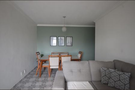 Sala de apartamento para alugar com 2 quartos, 76m² em Vila Valqueire, Rio de Janeiro