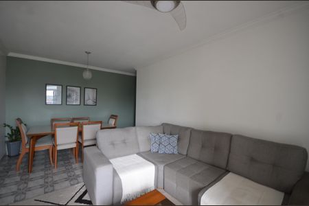 Sala de apartamento para alugar com 2 quartos, 76m² em Vila Valqueire, Rio de Janeiro