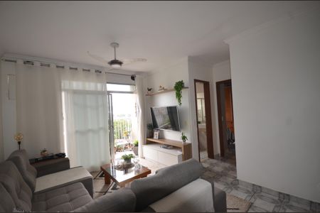 Sala de apartamento para alugar com 2 quartos, 76m² em Vila Valqueire, Rio de Janeiro