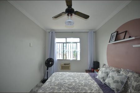 Quarto 1 de apartamento para alugar com 2 quartos, 76m² em Vila Valqueire, Rio de Janeiro