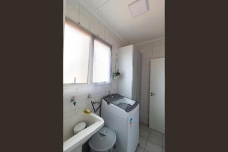 Apartamento à venda com 117m², 3 quartos e 2 vagas Apartamento à venda com 117m², 3 quartos e 2 vagasÁrea de Serviço