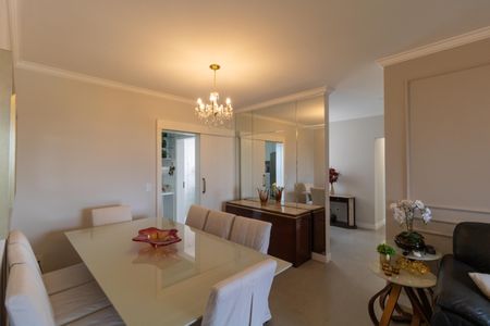 Salas de apartamento à venda com 3 quartos, 117m² em Jardim das Paineiras, Campinas