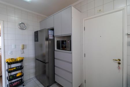 Apartamento à venda com 117m², 3 quartos e 2 vagas Apartamento à venda com 117m², 3 quartos e 2 vagasCozinha