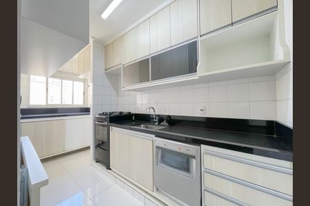 Apartamento à venda com 92m², 3 quartos e 2 vagas Apartamento à venda com 92m², 3 quartos e 2 vagasCozinha
