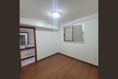 Apartamento à venda com 79m², 3 quartos e 2 vagas