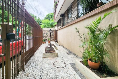 Apartamento para alugar com 70m², 2 quartos e sem vagaÁrea Comum 