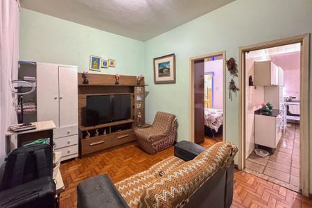 Sala de casa à venda com 3 quartos, 100m² em Lagoinha, Belo Horizonte